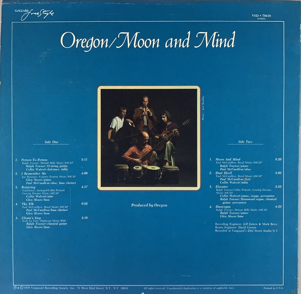 Oregon – Moon And Mind (LP usado)