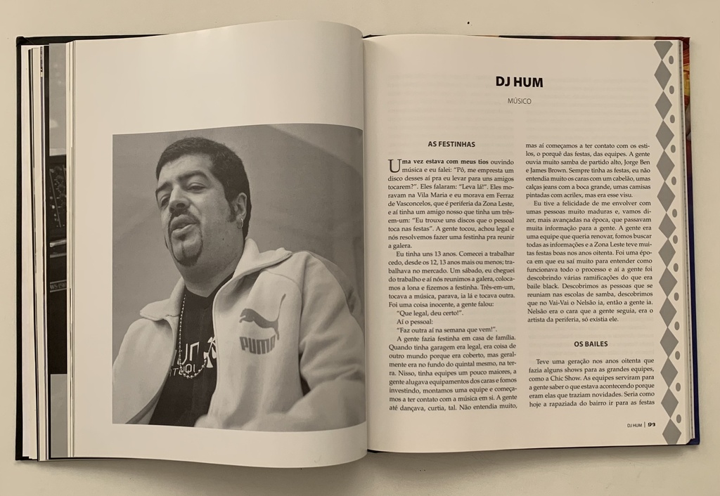Bailes: Soul, Samba-rock, Hip Hop e Identidade em São Paulo (Livro usado)