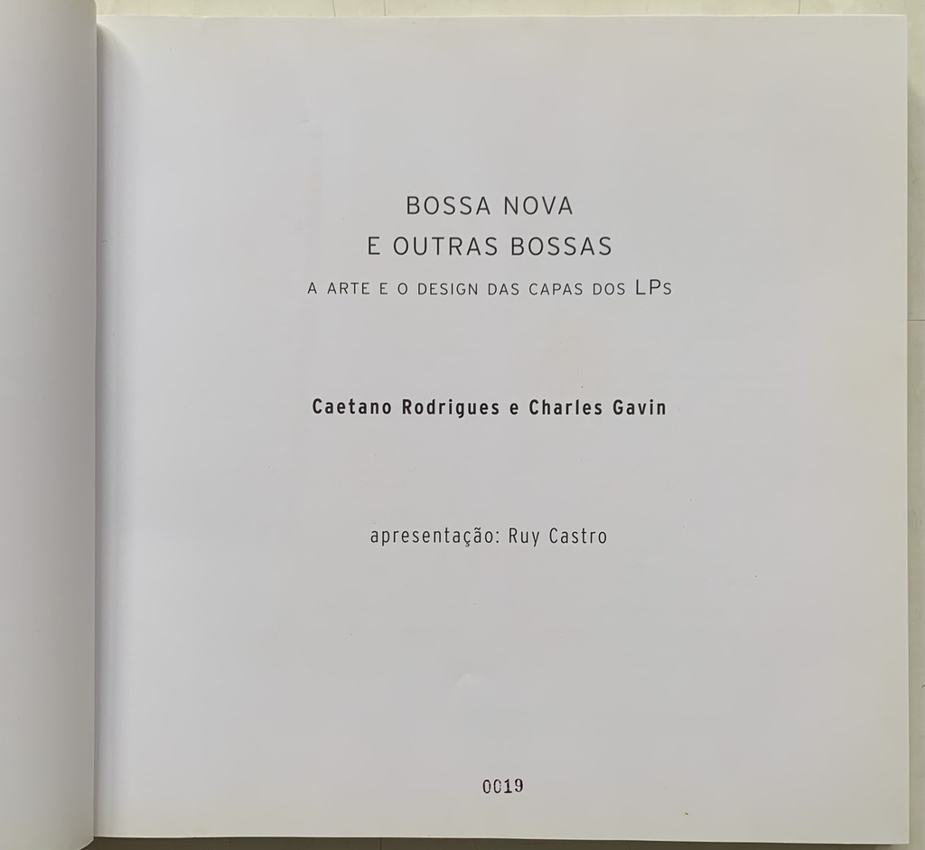 Bossa Nova e Outras Bossas: A Arte e o Design das Capas dos LPs ( Livro usado)